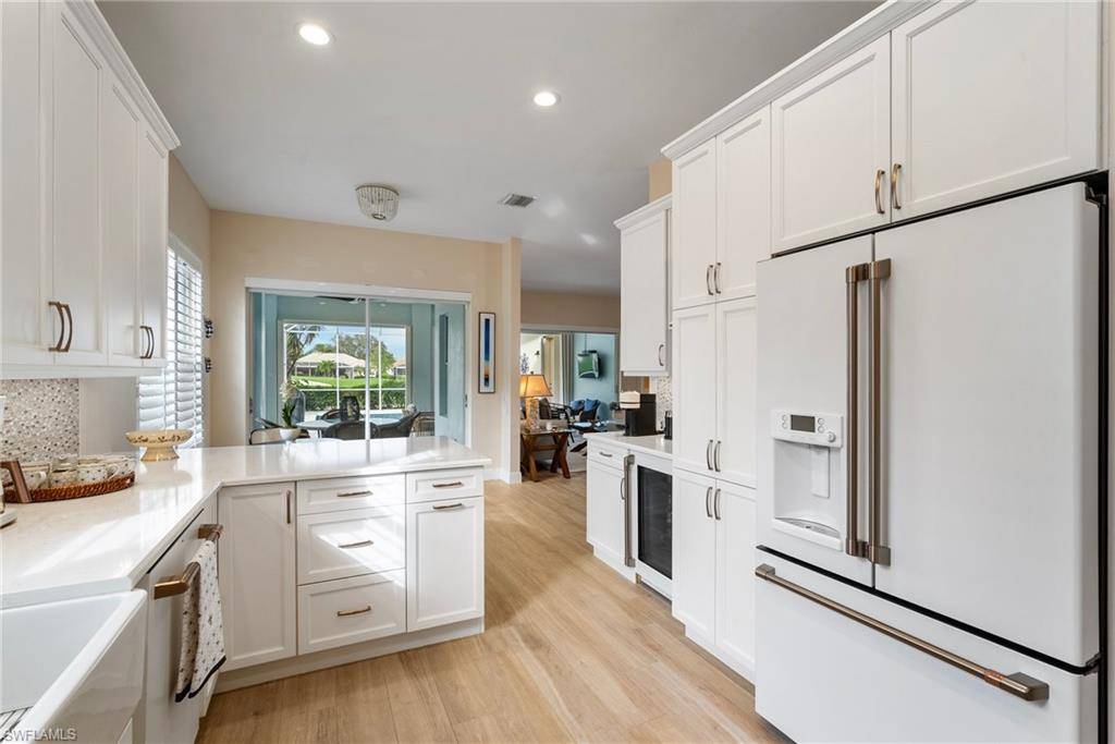 Naples, FL 34120,8727 Gleneagle WAY