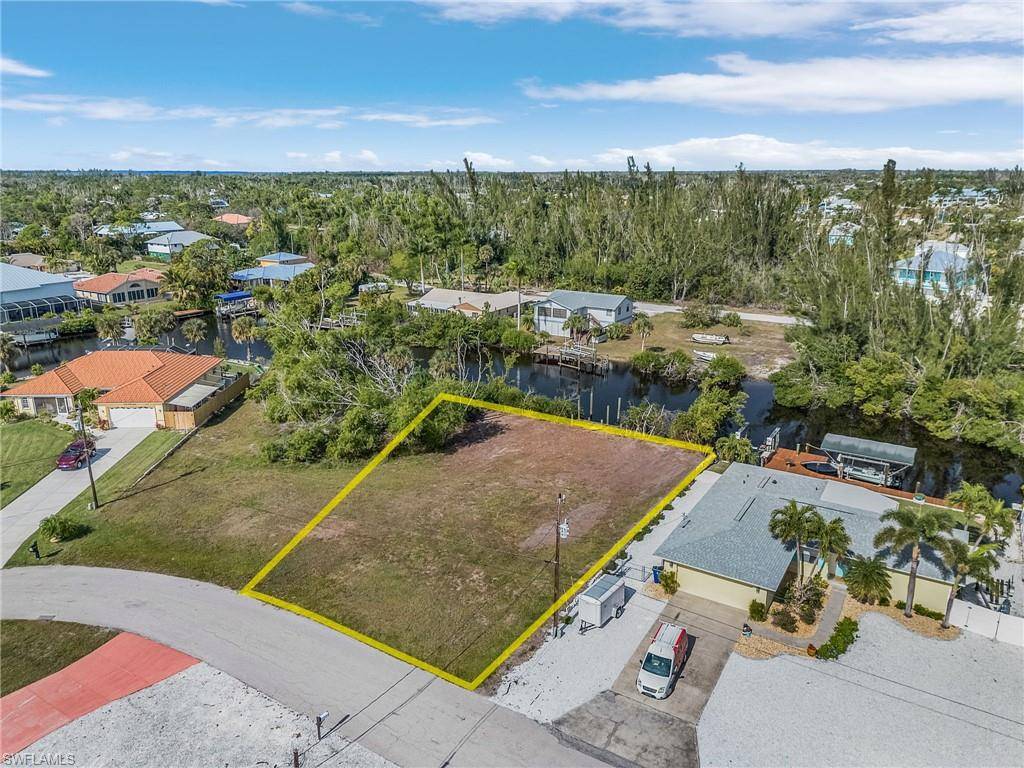 Bokeelia, FL 33922,5260 Genesee PKWY