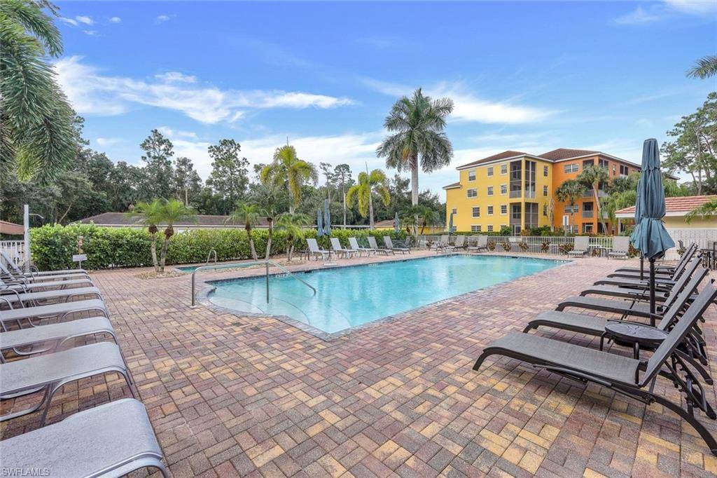 Naples, FL 34112,4455 Botanical Place CIR #307