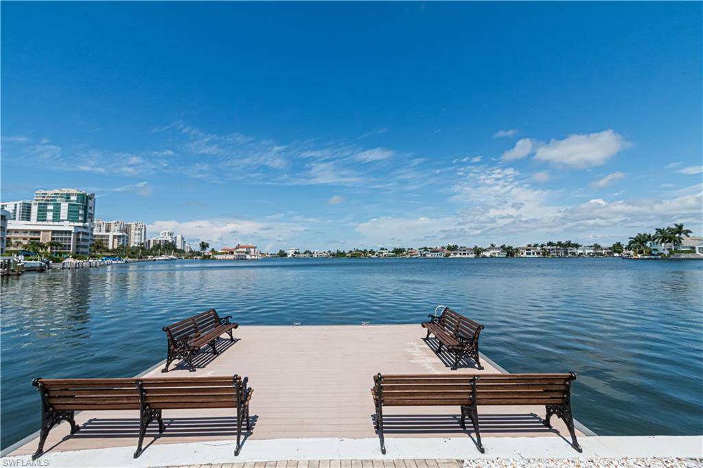 Naples, FL 34103,3410 Gulf Shore BLVD N #406