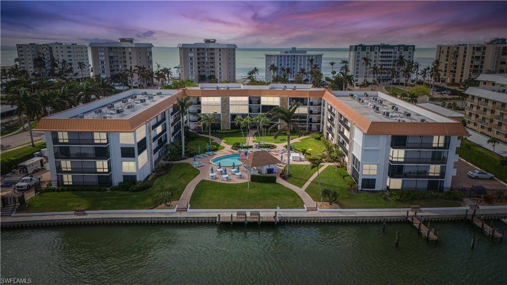 Naples, FL 34103,2900 Gulf Shore BLVD N #312