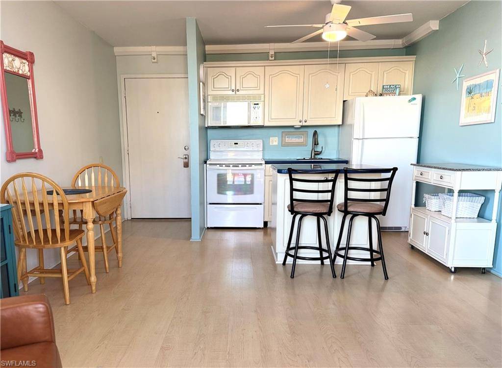 Fort Myers Beach, FL 33931,7300 Estero BLVD #201