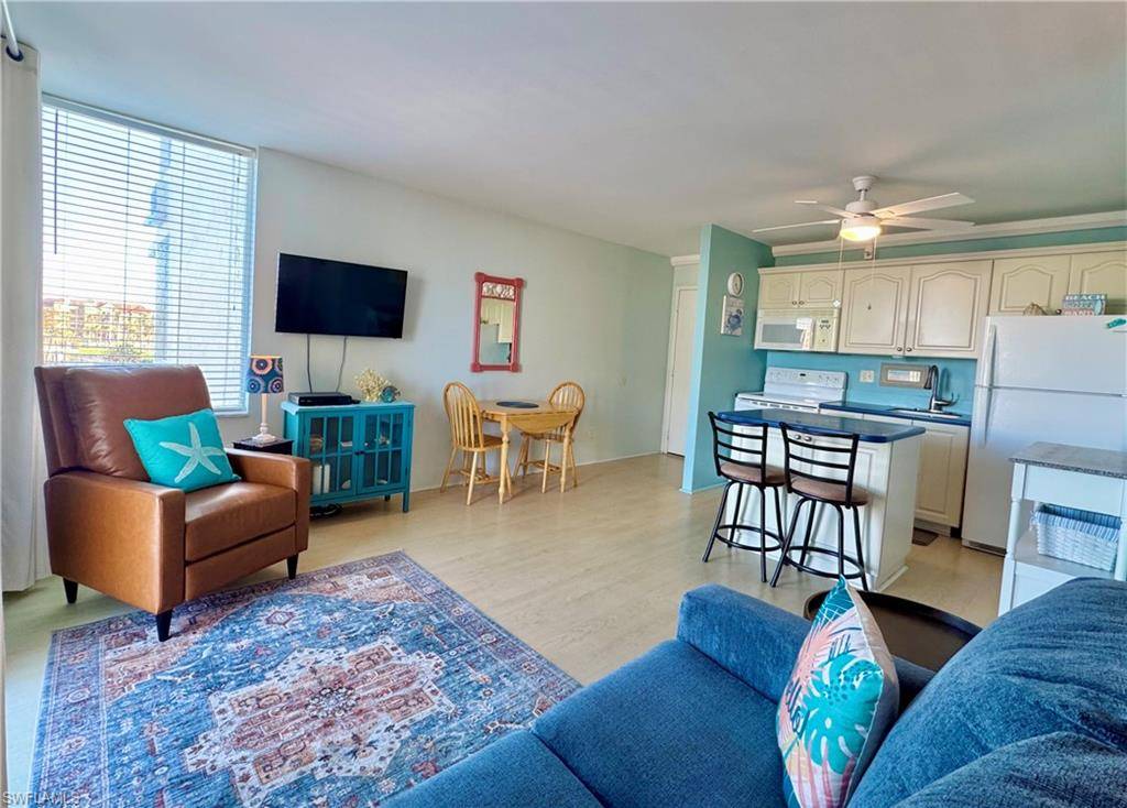 Fort Myers Beach, FL 33931,7300 Estero BLVD #201