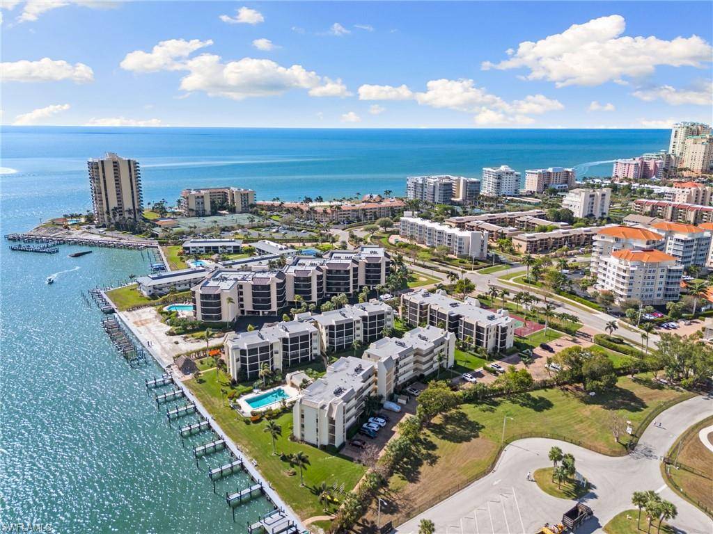 Marco Island, FL 34145,929 Collier CT #B201