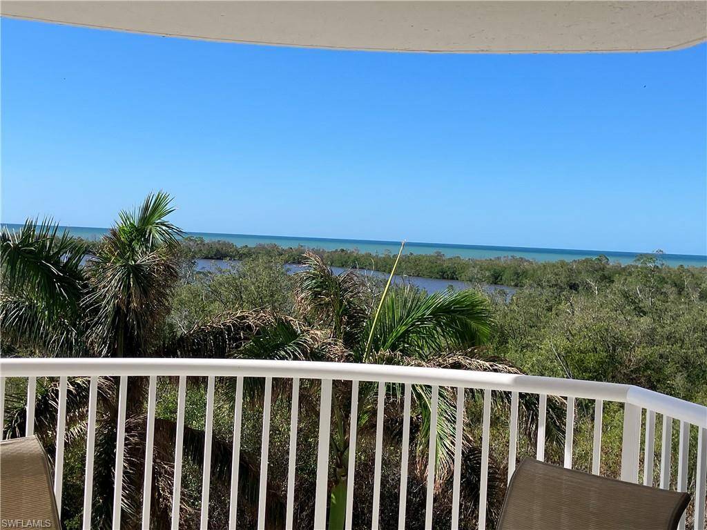 Naples, FL 34108,6849 Grenadier BLVD #502