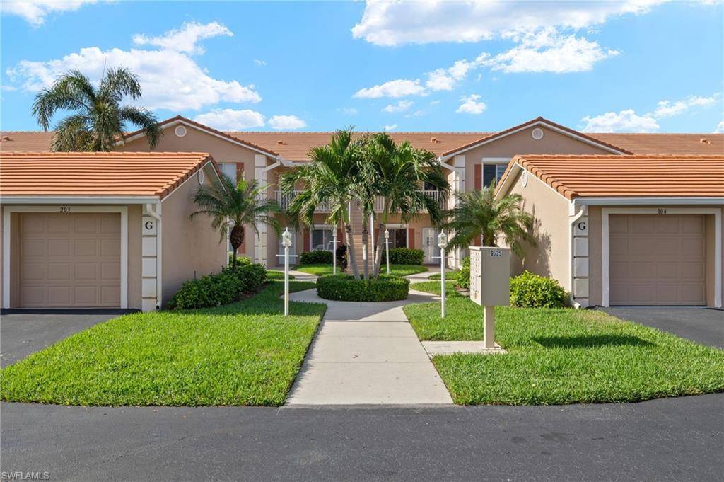 Naples, FL 34104,525 Saratoga CIR #G-206