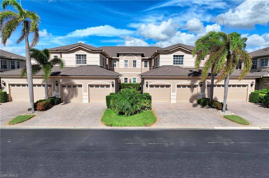 Naples, FL 34119,782 Regency Reserve CIR #1501