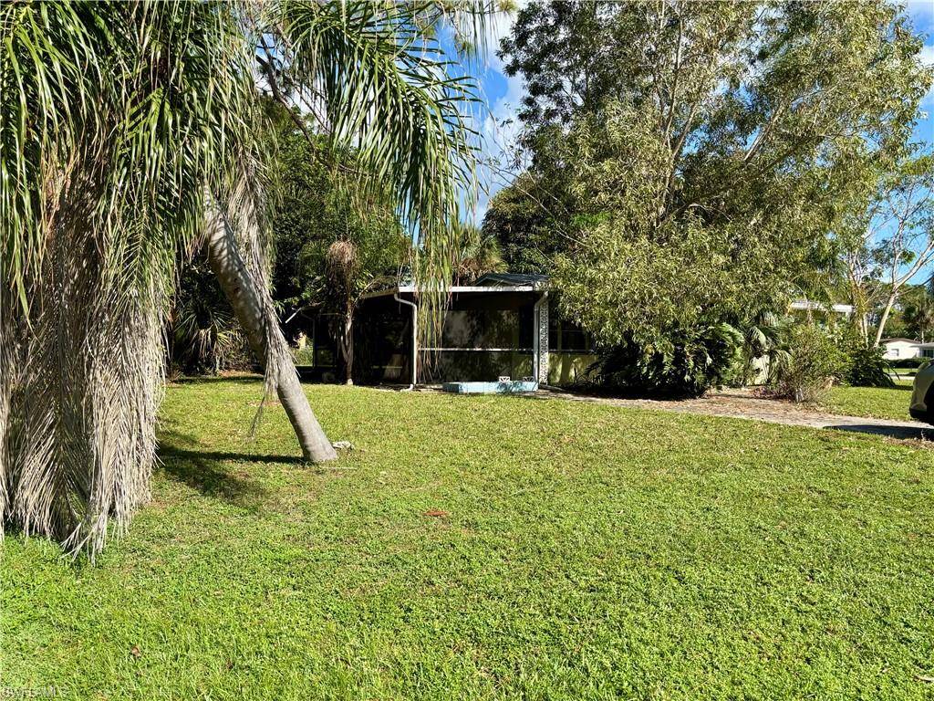 Naples, FL 34104,Address not disclosed