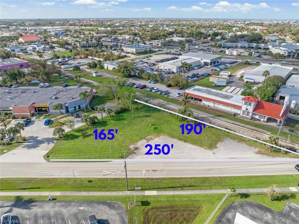 Punta Gorda, FL 33950,1013 Taylor RD