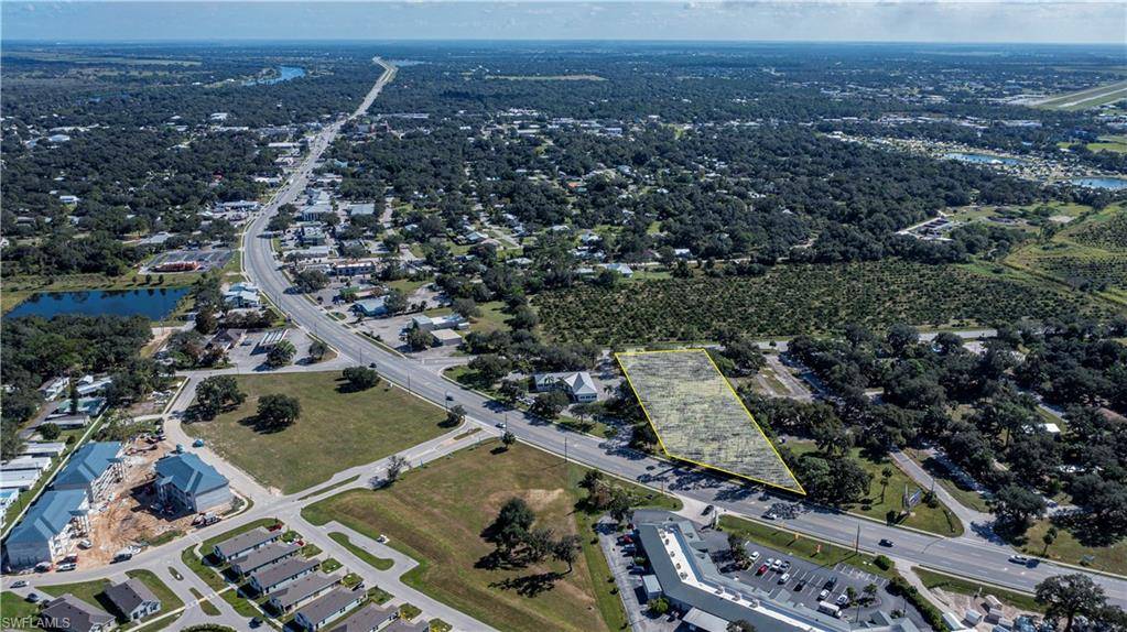 Labelle, FL 33935,891 W Hickpochee AVE