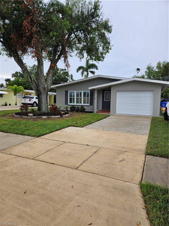 Fort Myers, FL 33901,3834 La Palma ST