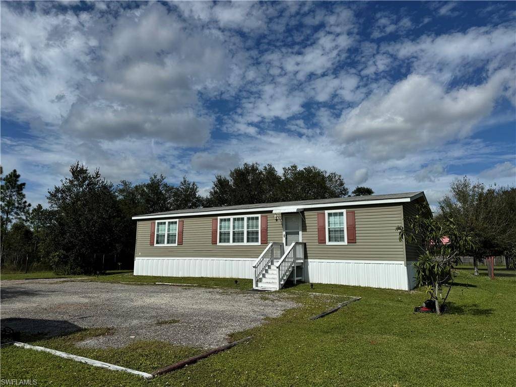 Clewiston, FL 33440,445 Hunting Club AVE