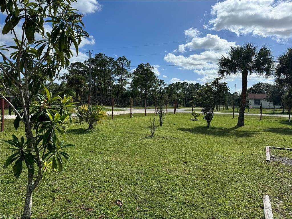 Clewiston, FL 33440,445 Hunting Club AVE