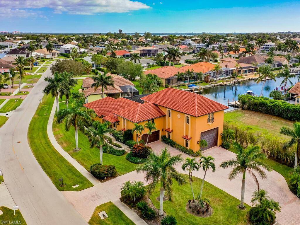 Marco Island, FL 34145,1601 Rainbow CT