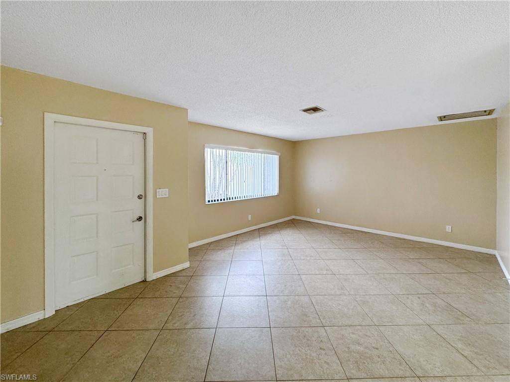 Cape Coral, FL 33990,1824 Viscaya PKWY