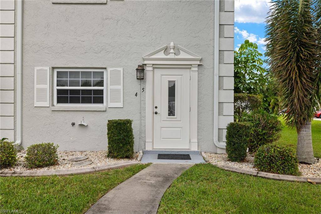 North Fort Myers, FL 33917,7050 Nantucket CIR #5