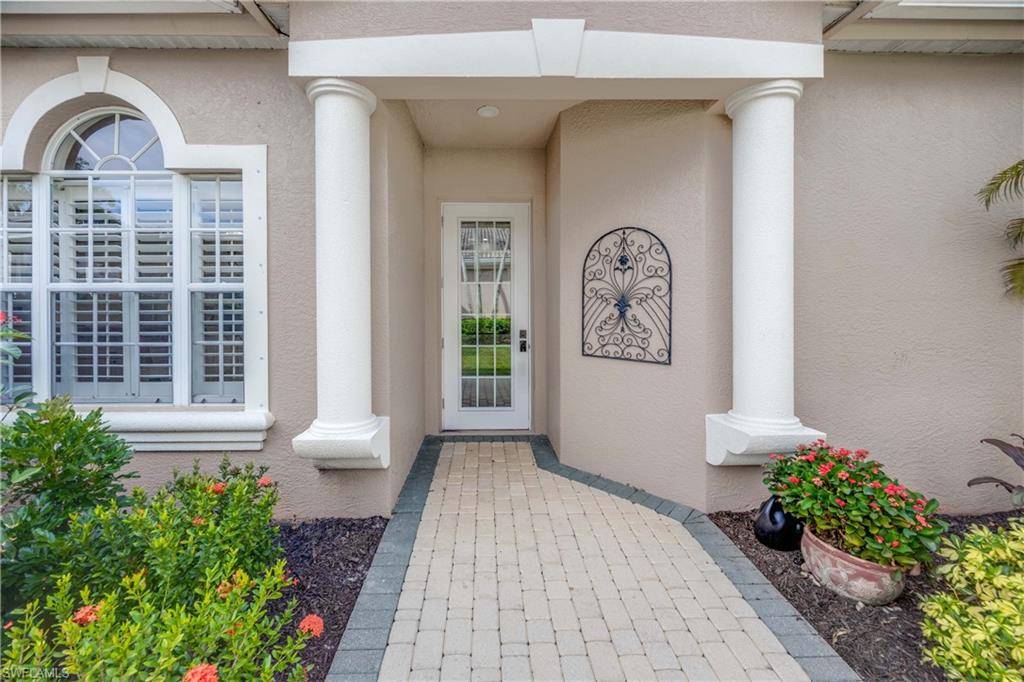 Naples, FL 34119,3884 Jasmine Lake CIR