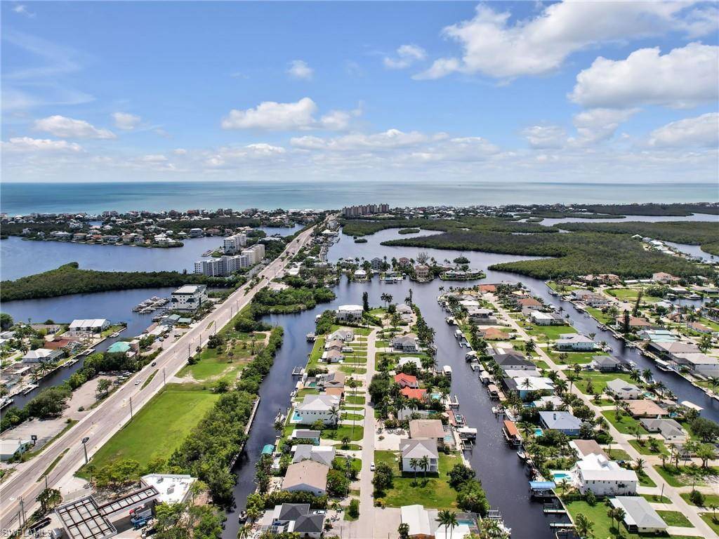 Bonita Springs, FL 34134,4822-4824 Gary RD