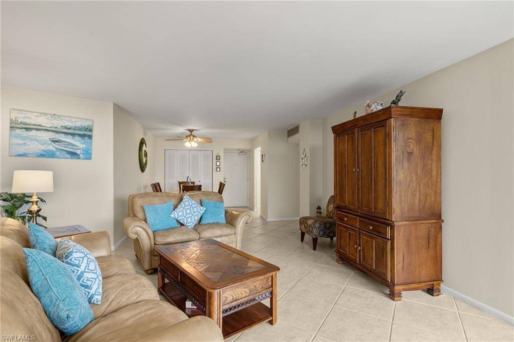 Marco Island, FL 34145,440 Seaview CT #308