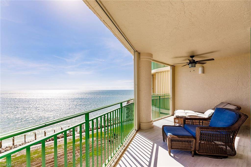 Marco Island, FL 34145,980 Cape Marco DR #601