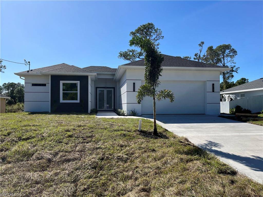 Lehigh Acres, FL 33974,962 Iris ST E