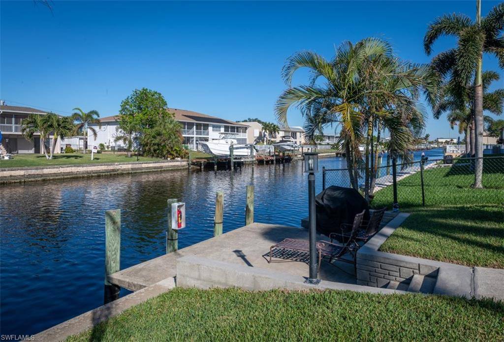 Cape Coral, FL 33904,843 SE 46th LN #1