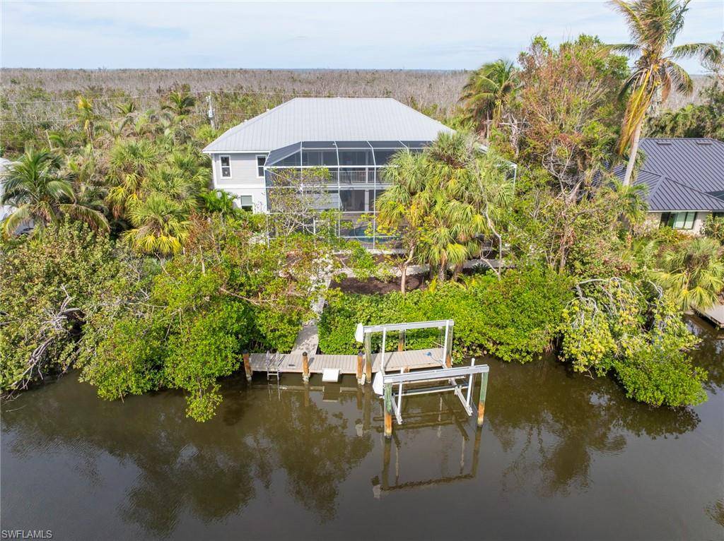 Sanibel, FL 33957,5250 Caloosa End LN