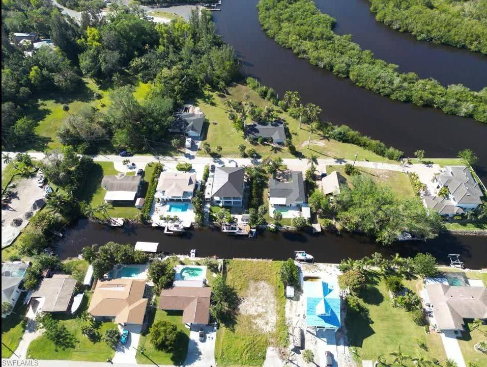 Bonita Springs, FL 34135,27281 Buccaneer DR