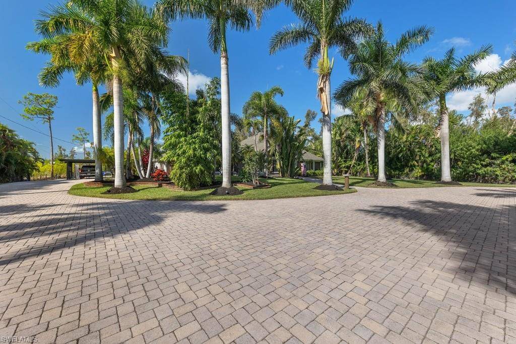 Fort Myers, FL 33912,15840 S Pebble LN