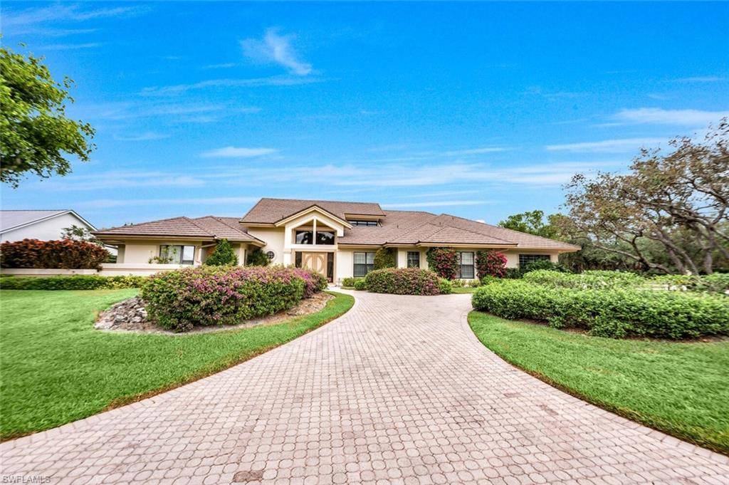 Naples, FL 34108,717 Bobwhite LN