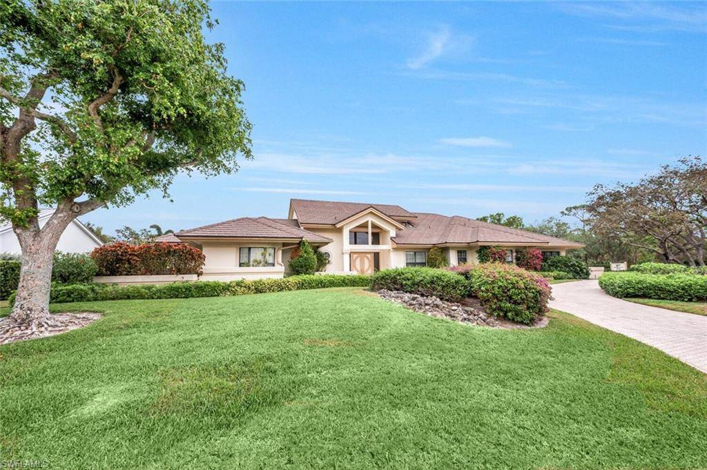 Naples, FL 34108,717 Bobwhite LN