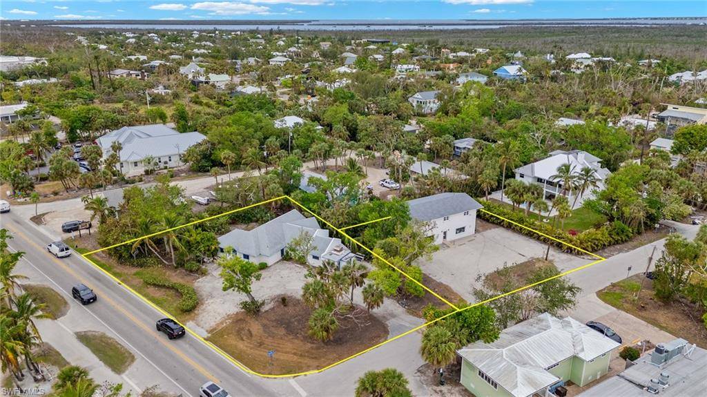 Sanibel, FL 33957,1544 Periwinkle WAY