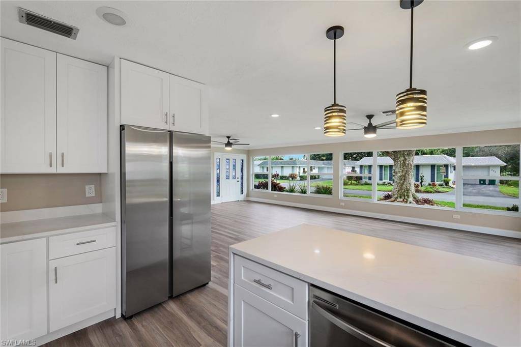 Naples, FL 34112,233 Yorkshire CT #4