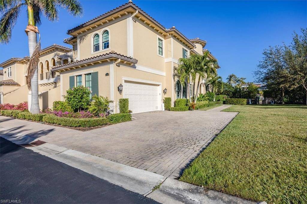 Naples, FL 34112,2431 Breakwater WAY #102