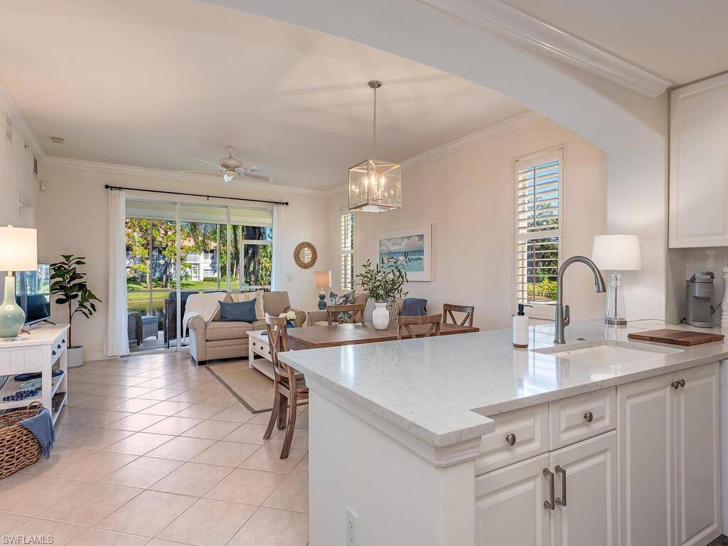 Naples, FL 34110,1128 Manor Lake DR #G-106