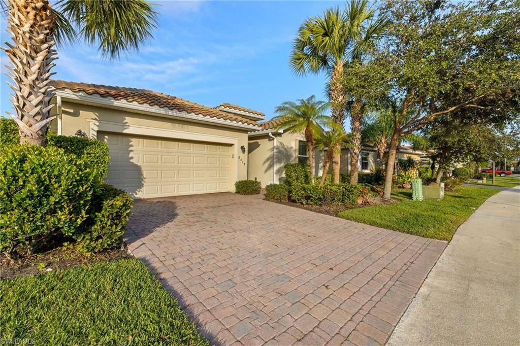 Cape Coral, FL 33909,2517 Laurentina LN