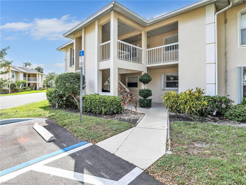 Naples, FL 34104,744 Landover CIR #101