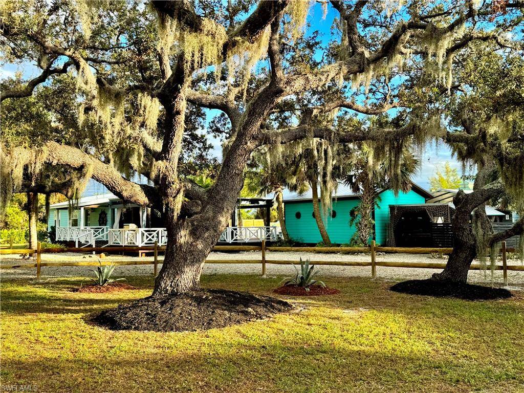Bokeelia, FL 33922,15885 Quail TRL