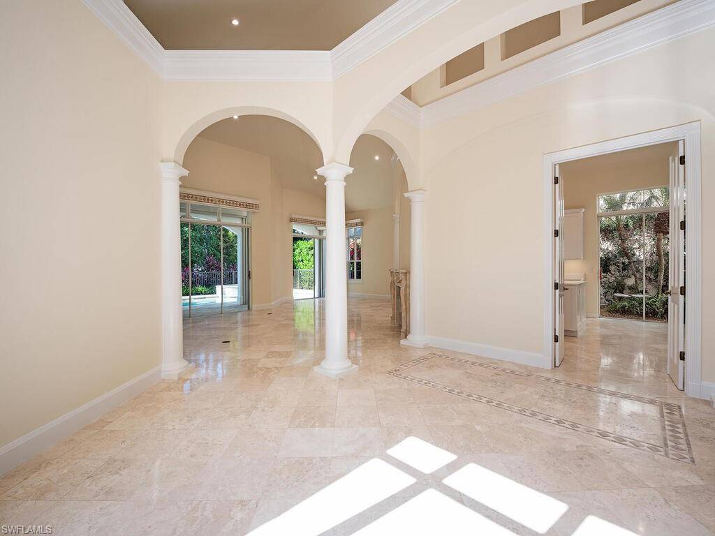 Naples, FL 34108,8763 La Palma LN