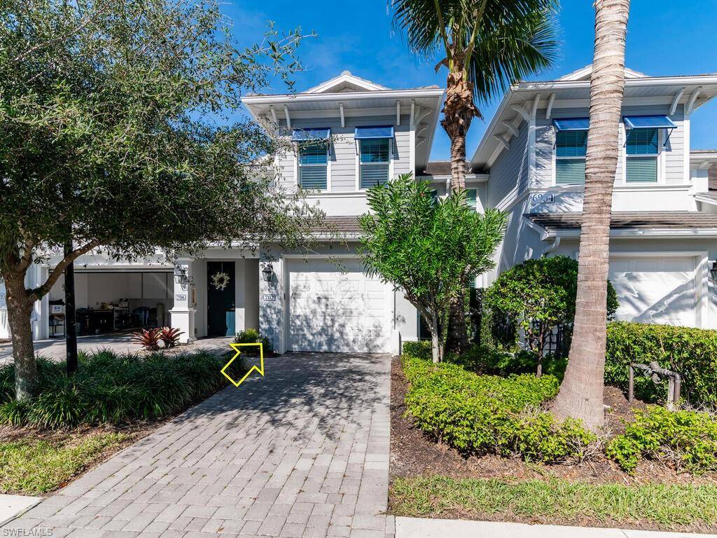 Naples, FL 34112,6954 Avalon CIR #702