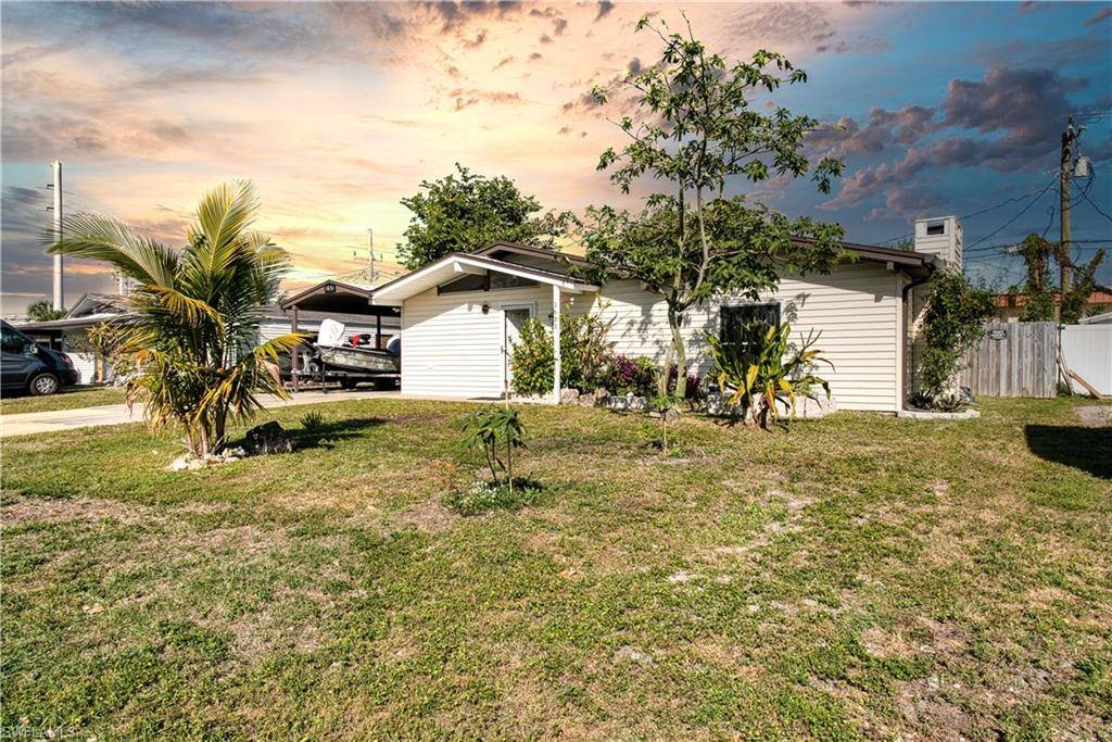 Fort Myers, FL 33907,1631 North DR