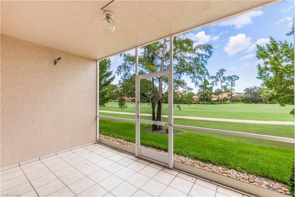 Naples, FL 34104,725 Saratoga CIR #102