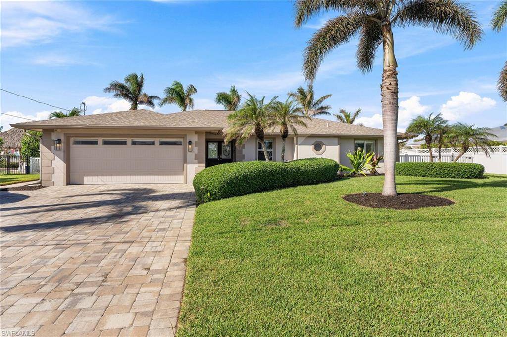 Fort Myers Beach, FL 33931,18404 Cutlass DR