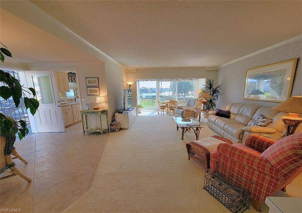 Naples, FL 34103,3400 Gulf Shore BLVD N #B4