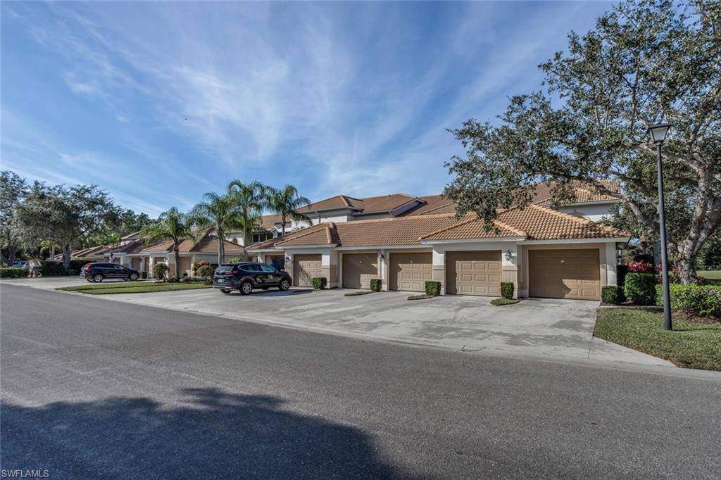 Naples, FL 34112,3880 Sawgrass WAY #2424