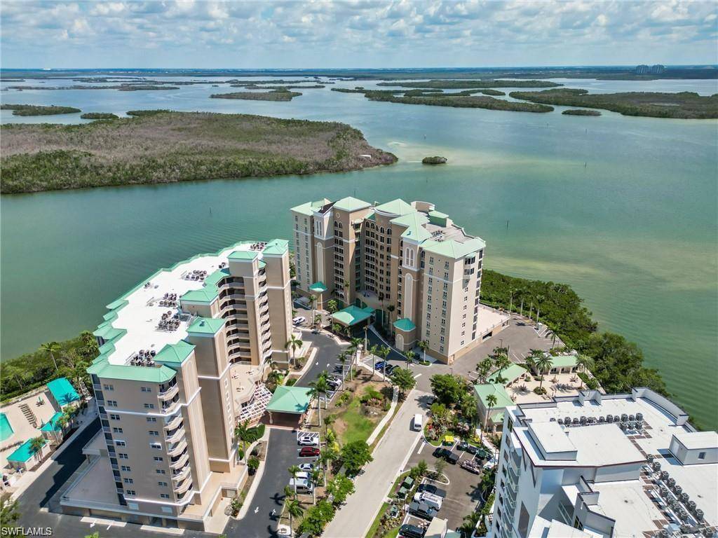 Fort Myers Beach, FL 33931,4137 Bay Beach LN #556