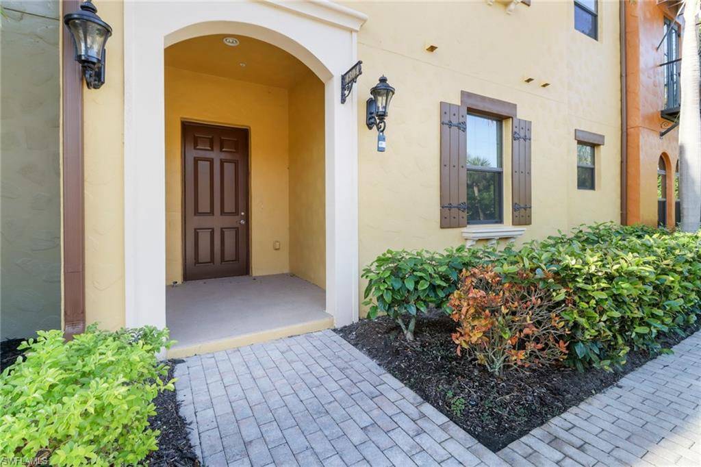 Naples, FL 34113,9051 Capistrano ST N #43