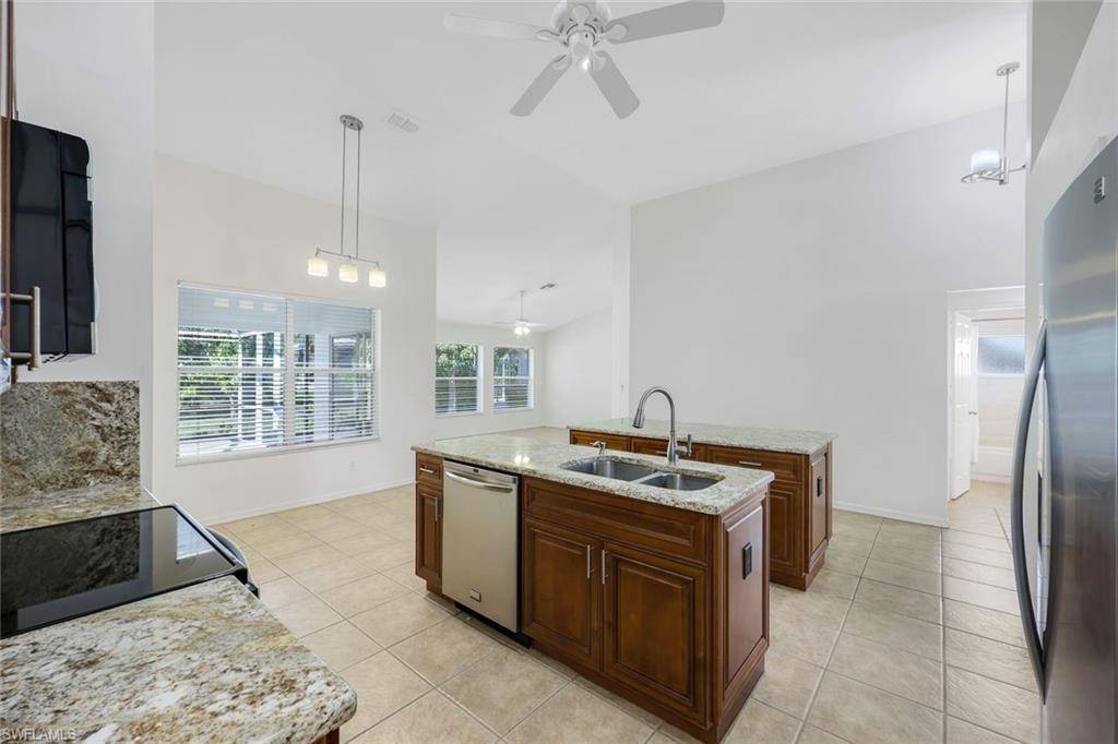 Naples, FL 34104,6643 Craven Hill WAY