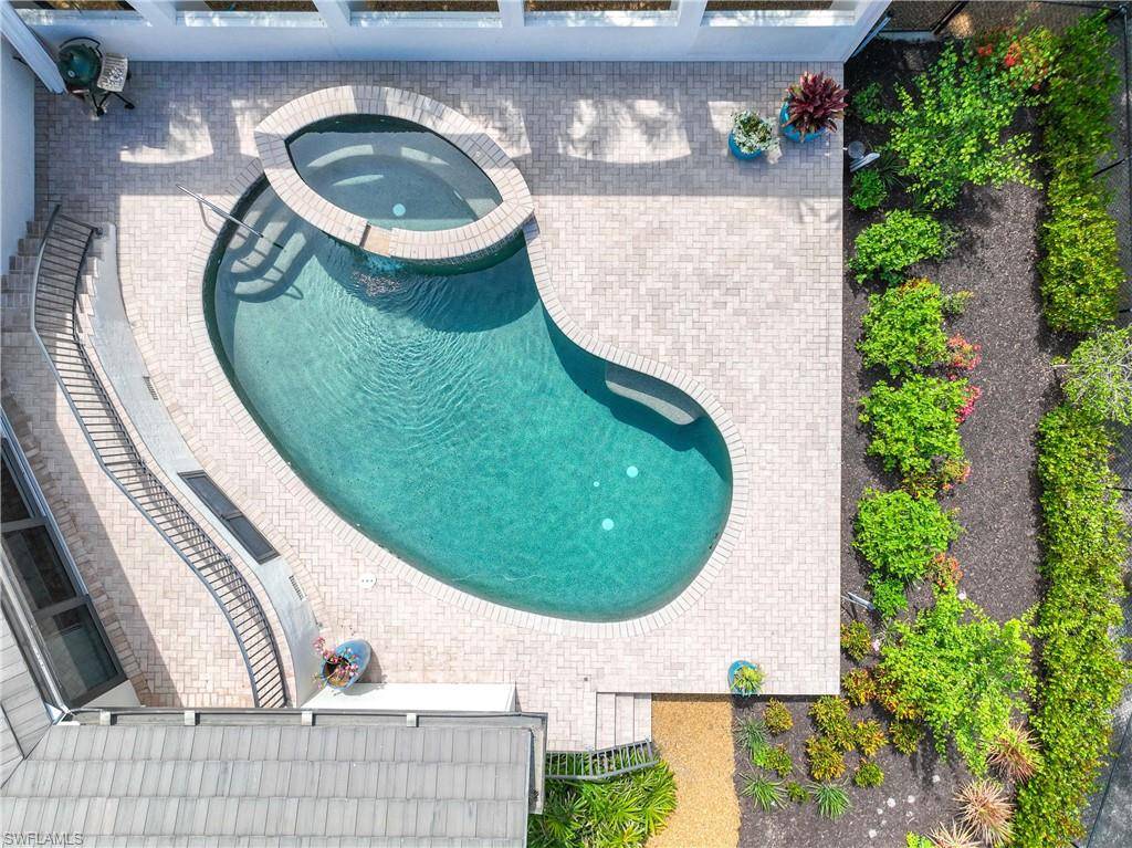 Sanibel, FL 33957,3744 W Gulf DR