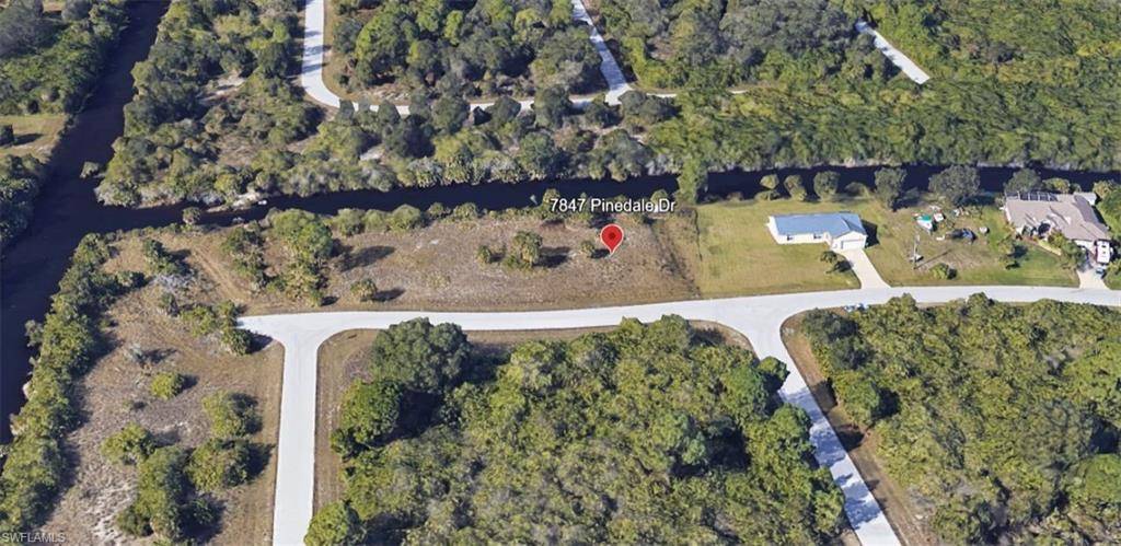 Port Charlotte, FL 33981,7847 Pinedale DR